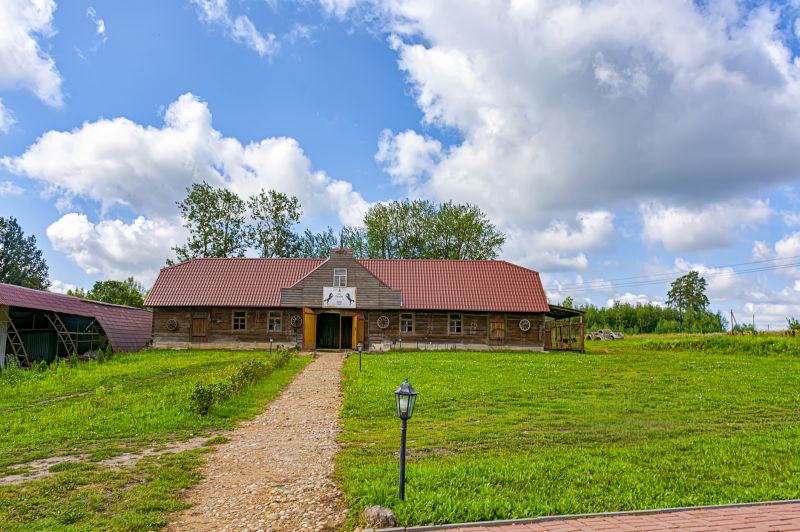 Barn Roof Construction in Lawrenceburg, IN